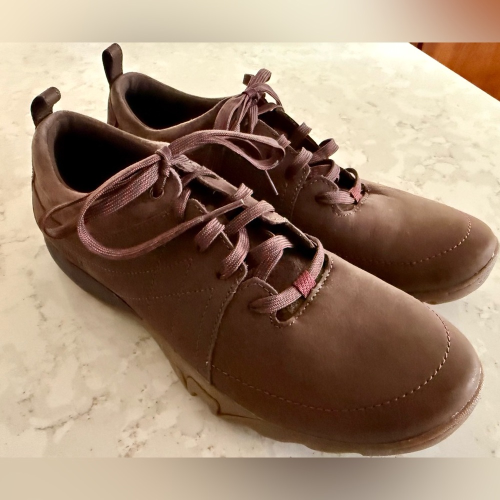 NWOT Women's Leather Mimosa Lena Sneakers Shoes, Brown, Merrell Size 9.5